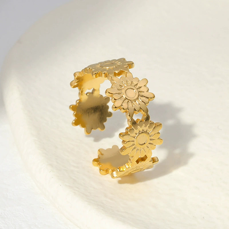 Bloom Ring